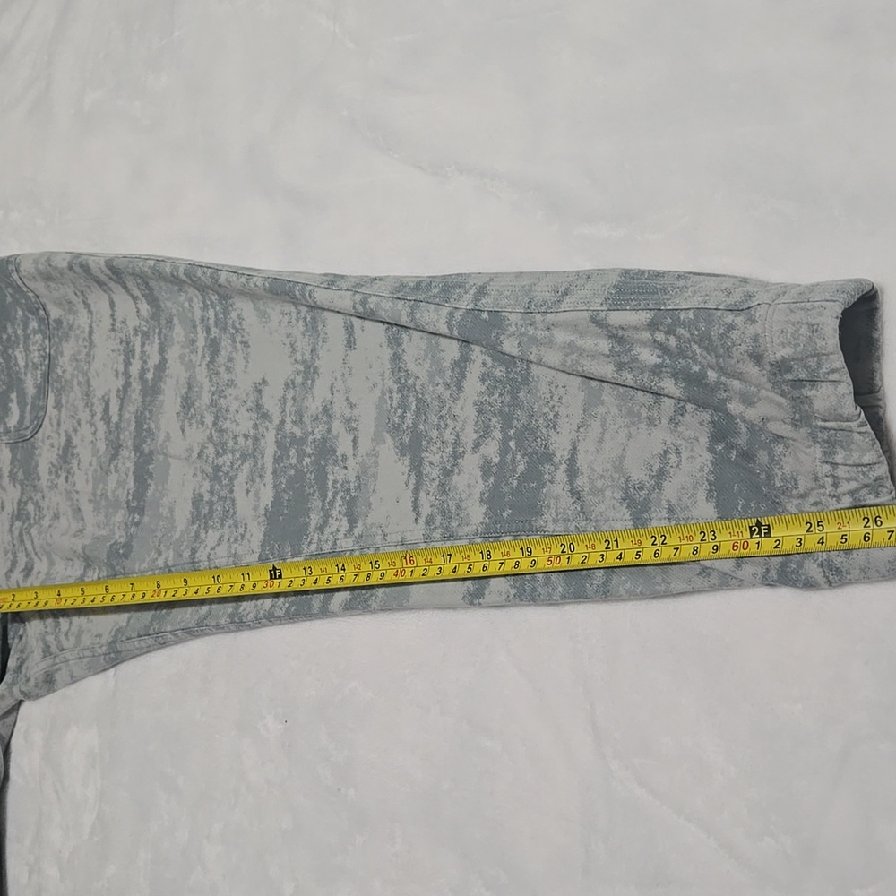 Athleta‎ Farallon Jogger in Fog Camo Grey - Picture 7 of 9